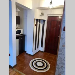 Cozy In The Heart Of Apartamento Bucarest